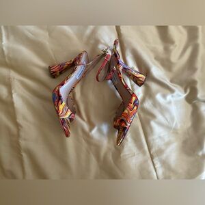 STEVE MADDEN Women's Beki Two-piece Flare-heel Sandals In Orange Swirl Size 8M